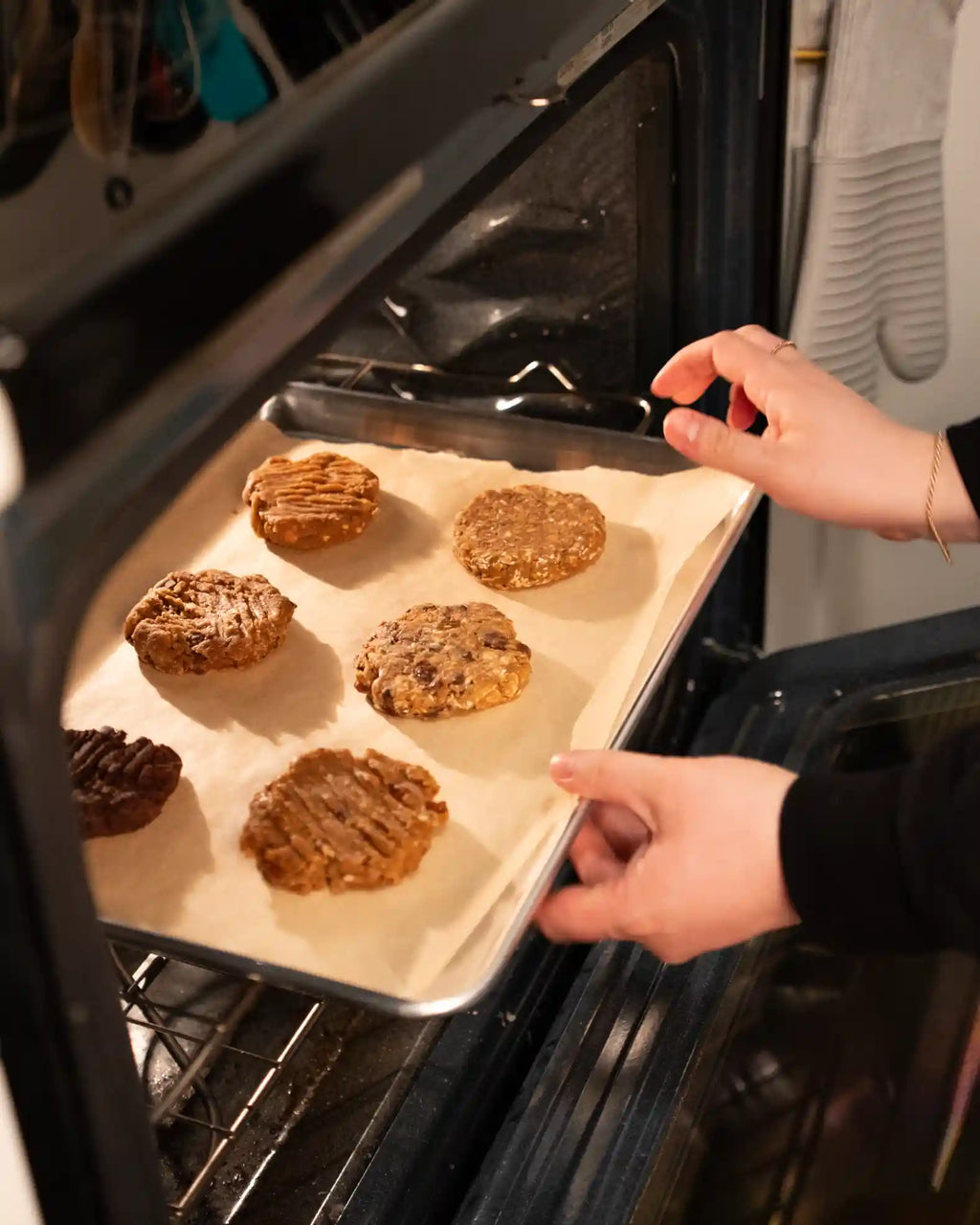 Artisan Honey Peanut Butter Cookie Pucks (Wholesale)