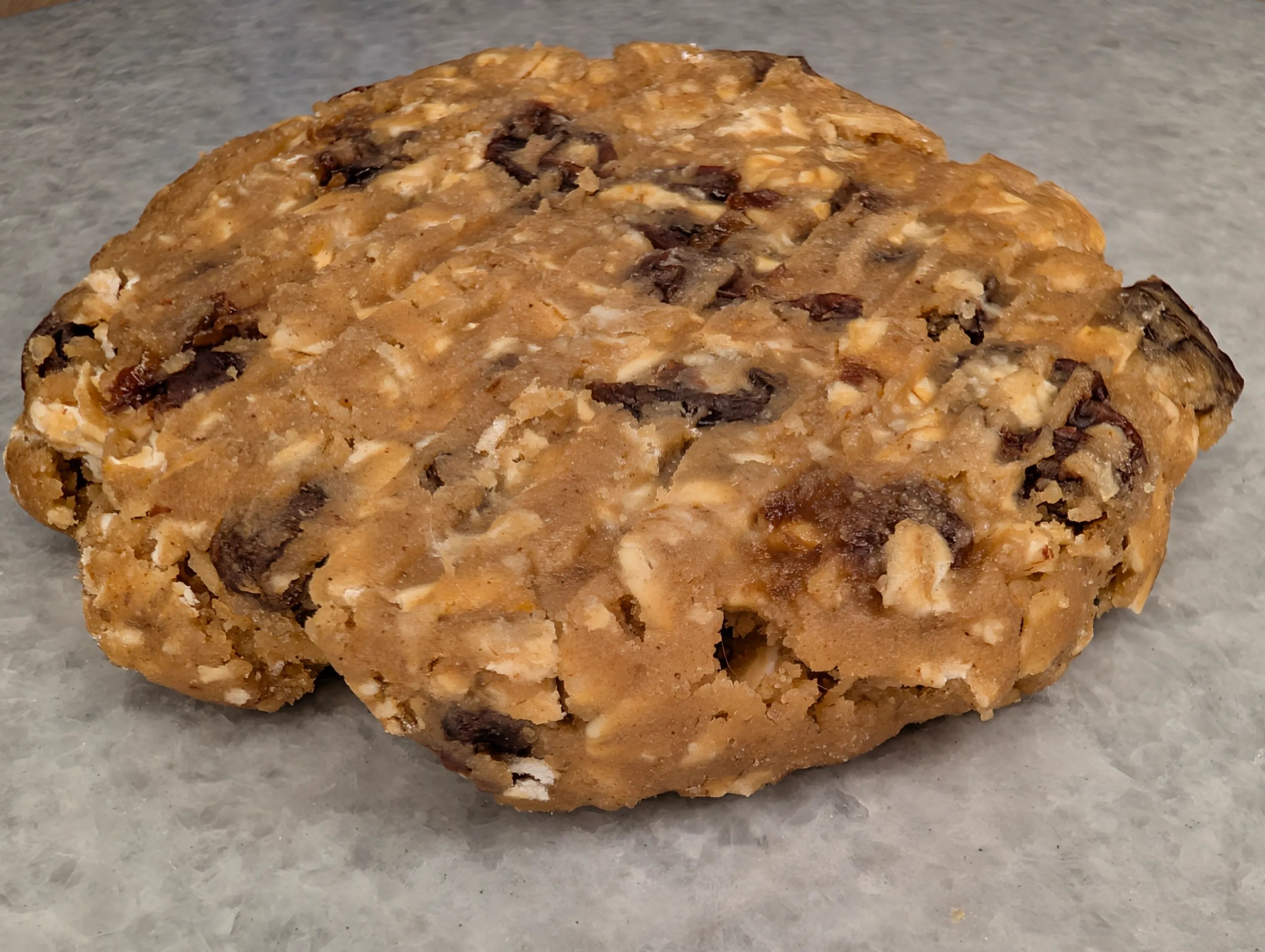 Oatmeal Golden Harvest with Raisins Cookie Pucks 48 Unit IQF Case (Wholesale)